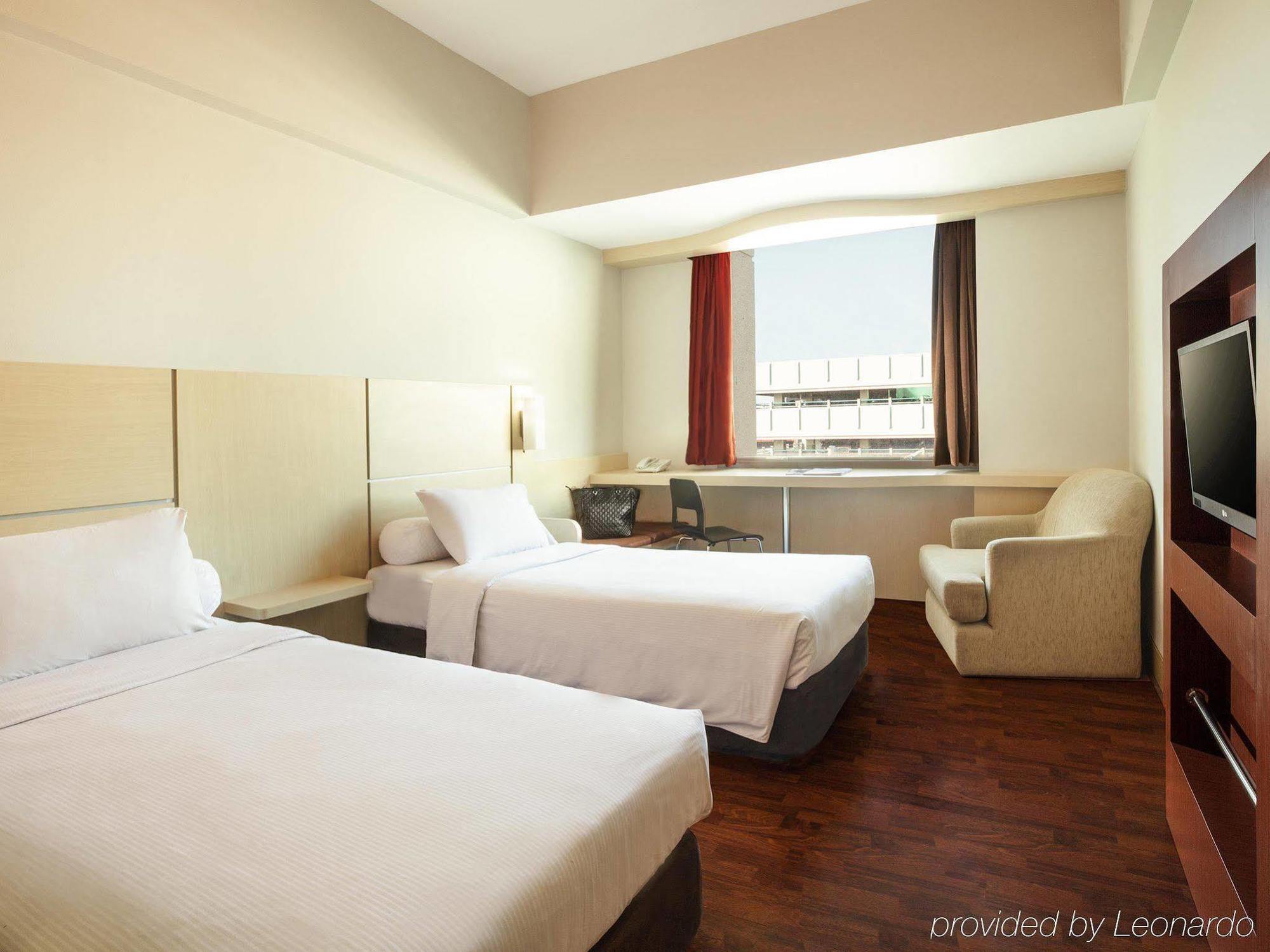 Hotel Ibis Mangga Dua Jakarta Exteriér fotografie