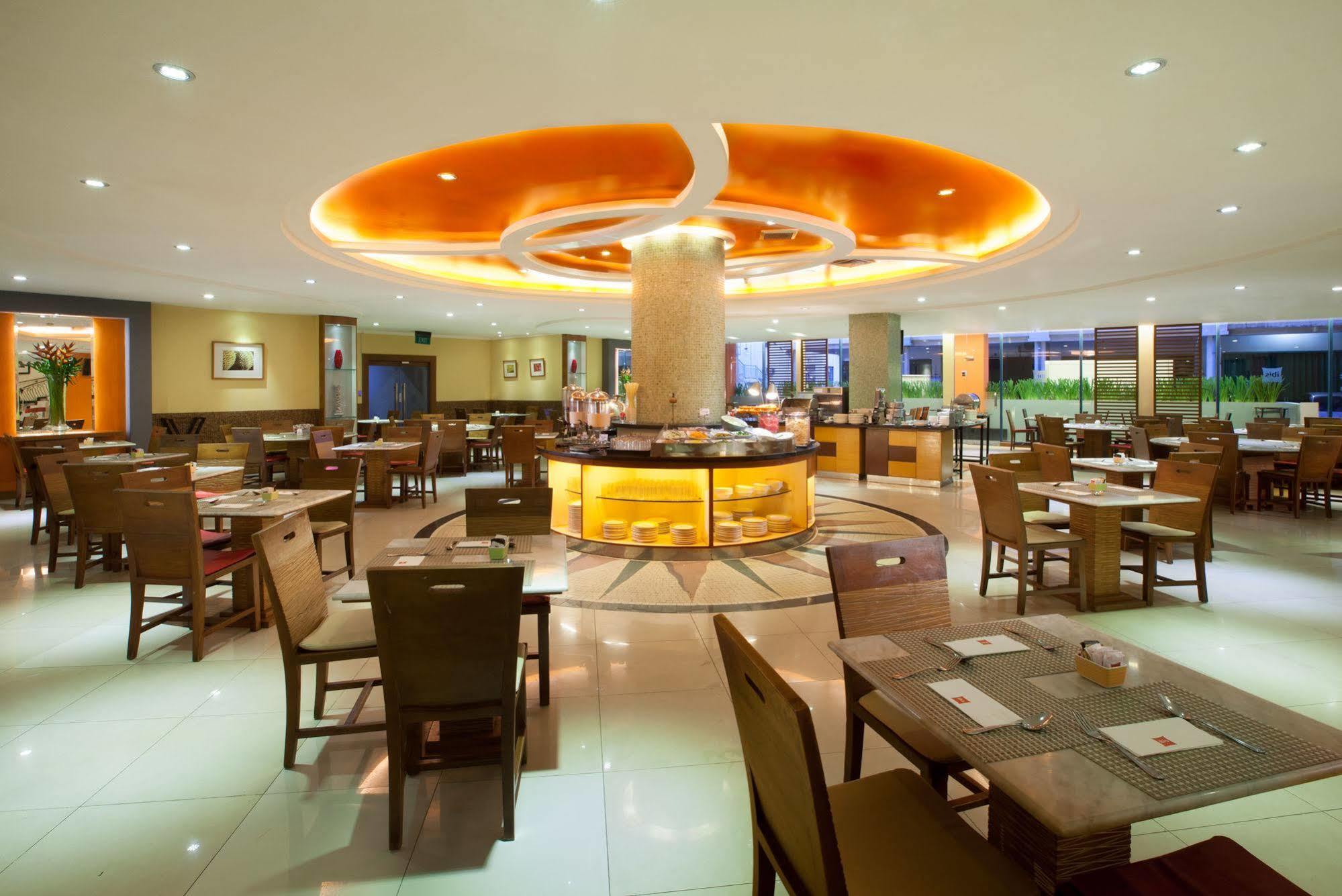 Hotel Ibis Mangga Dua Jakarta Exteriér fotografie