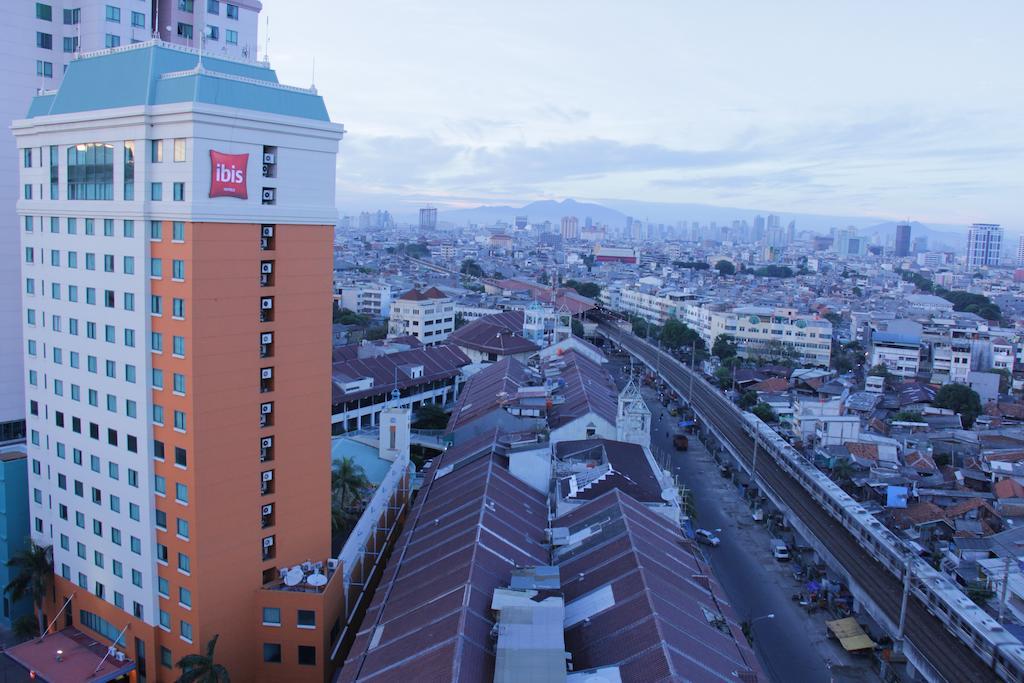 Hotel Ibis Mangga Dua Jakarta Exteriér fotografie