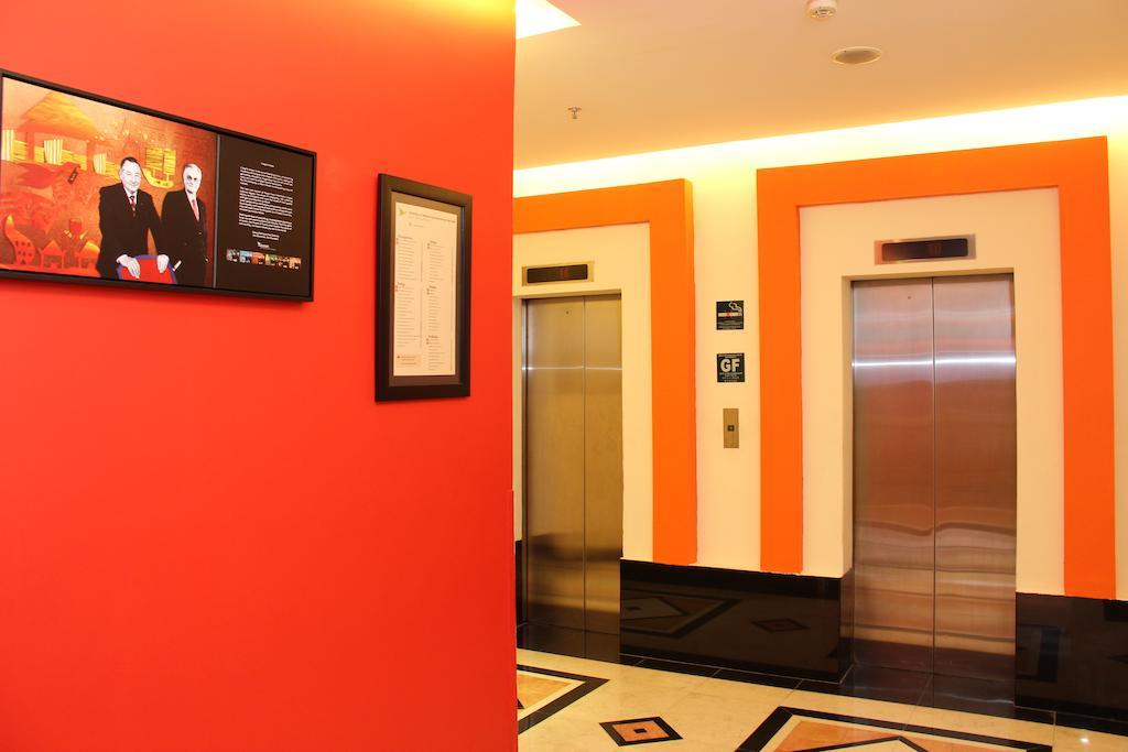 Hotel Ibis Mangga Dua Jakarta Exteriér fotografie